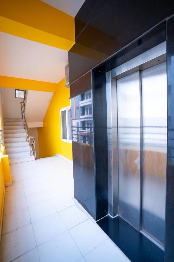 Yellow Bells Signature Hitec City Hyderabad Exterior foto