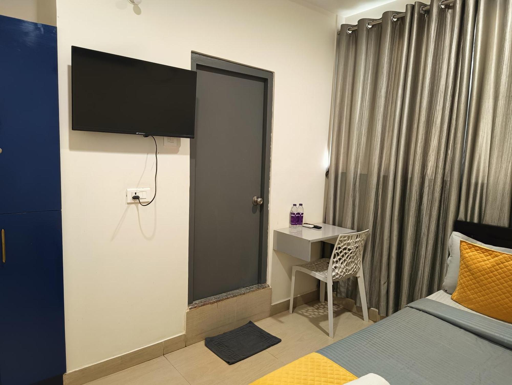 Yellow Bells Signature Hitec City Hyderabad Exterior foto